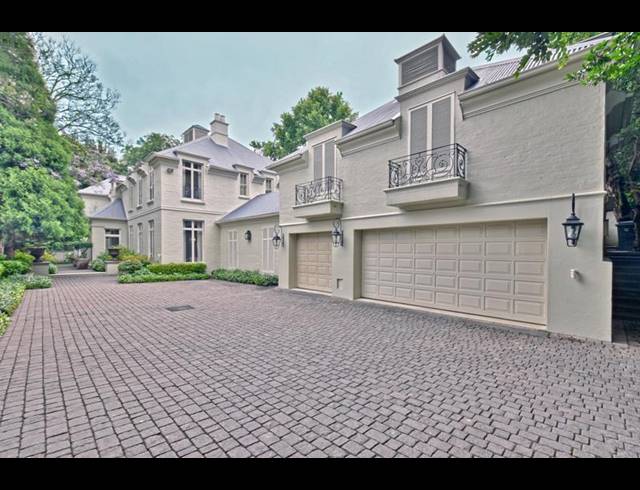 4 BEDROOM HOUSE FOR SALE IN HYDE PARK